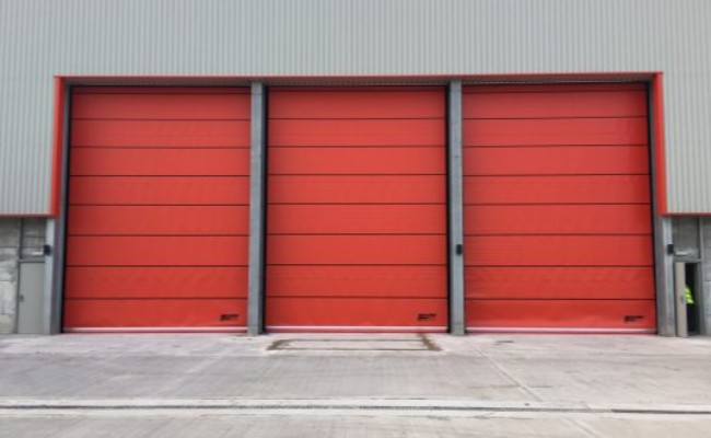 Hart's wind-resistant high-speed industrial door, Speedor Storm